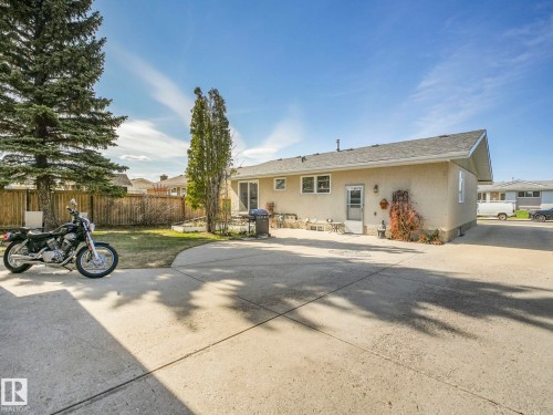 10629 167A Avenue, Edmonton, AB - Outdoor