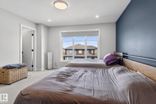 60 Treble Landing, Spruce Grove, AB - Indoor Photo Showing Bedroom