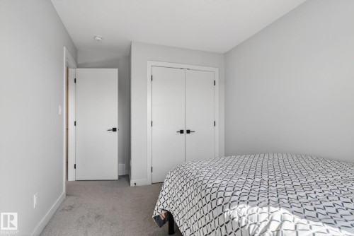 60 Treble Landing, Spruce Grove, AB - Indoor Photo Showing Bedroom