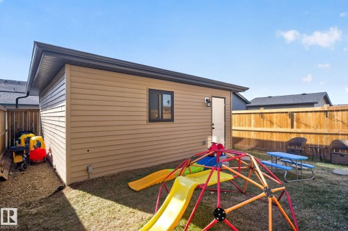 60 Treble Landing, Spruce Grove, AB - Outdoor With Exterior
