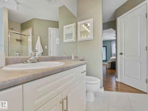 71 Rue Bouchard, Beaumont, AB - Indoor Photo Showing Bathroom