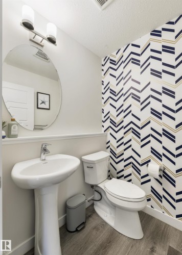 22632 96 Avenue, Edmonton, AB - Indoor Photo Showing Bathroom