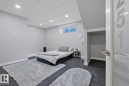 1251 Secord Landing, Edmonton, AB - Indoor