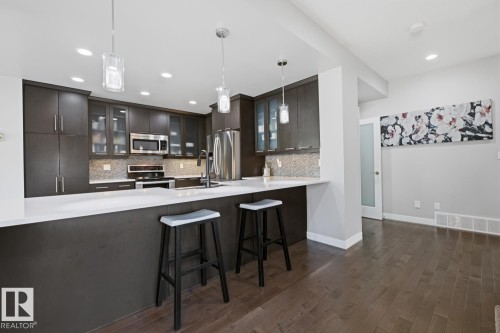 1251 Secord Landing, Edmonton, AB - Indoor Photo Showing Kitchen With Upgraded Kitchen