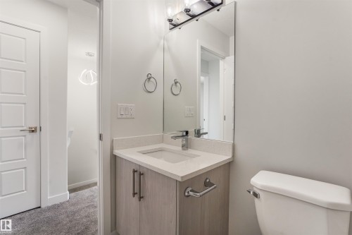 9455 Colak Lane, Edmonton, AB - Indoor Photo Showing Bathroom