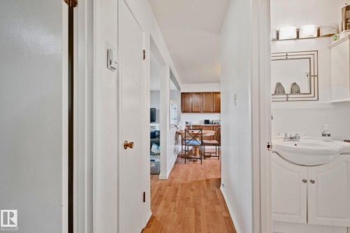 4618 53 Avenue, Wetaskiwin, AB - Indoor