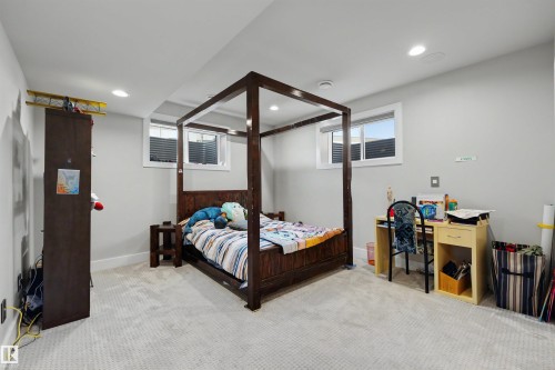 9055 24 Avenue, Edmonton, AB - Indoor Photo Showing Bedroom