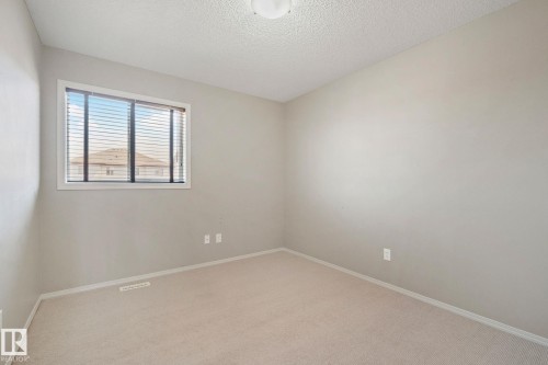 6 Vivian Way, Spruce Grove, AB - Indoor Photo Showing Other Room