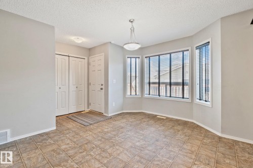 6 Vivian Way, Spruce Grove, AB - Indoor Photo Showing Other Room