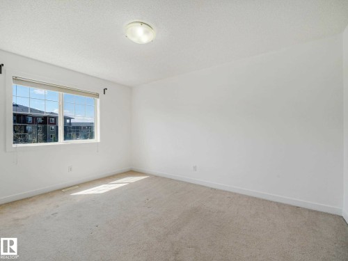 49 12004 22 Avenue, Edmonton, AB - Indoor Photo Showing Other Room
