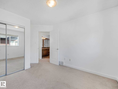 49 12004 22 Avenue, Edmonton, AB - Indoor Photo Showing Other Room