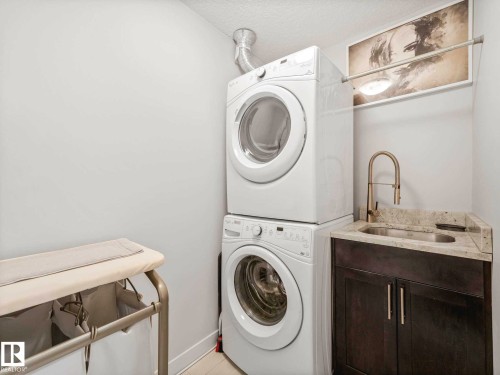 122 5151 Windermere Boulevard, Edmonton, AB - Indoor Photo Showing Laundry Room