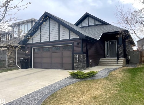 8504 216 Street, Edmonton, AB - Outdoor