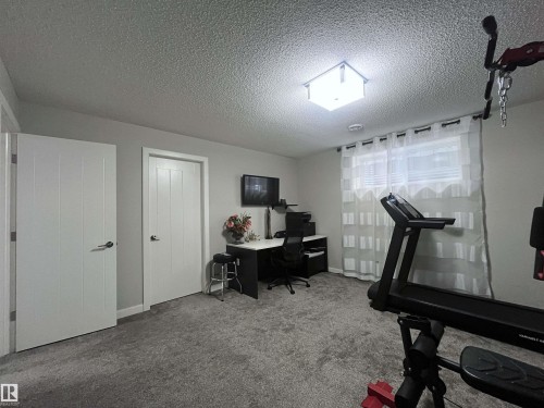 8504 216 Street, Edmonton, AB - Indoor