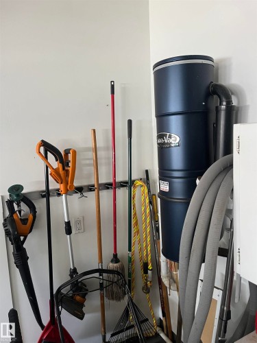 8504 216 Street, Edmonton, AB - Indoor Photo Showing Basement