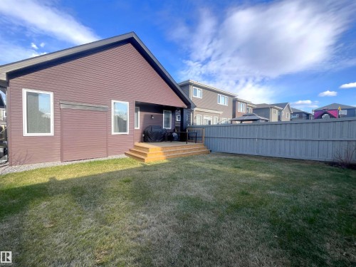 8504 216 Street, Edmonton, AB - Outdoor