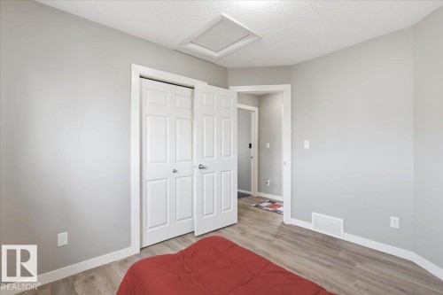 406 Songhurst Place, Leduc, AB - Indoor Photo Showing Bedroom