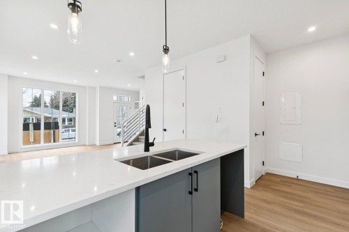 14816 93 Avenue, Edmonton, AB - Indoor Photo Showing Kitchen With Double Sink With Upgraded Kitchen