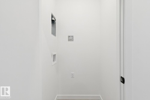 14816 93 Avenue, Edmonton, AB - Indoor Photo Showing Other Room