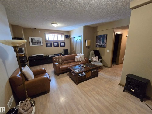 1205 Colonel Stone Avenue, Edmonton, AB - Indoor