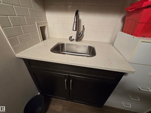 108 11650 79 Avenue, Edmonton, AB - Indoor Photo Showing Kitchen