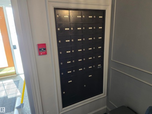 108 11650 79 Avenue, Edmonton, AB - Indoor Photo Showing Other Room