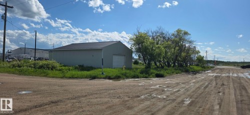 3829 50 Street, Cold Lake, AB 