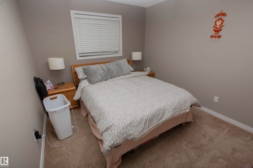 3rd Bedroom main level - 2817 40A Avenue, Edmonton, AB - Indoor Photo Showing Bedroom