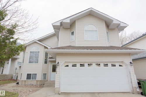 2817 40A Avenue, Edmonton, AB - Indoor Photo Showing Other Room