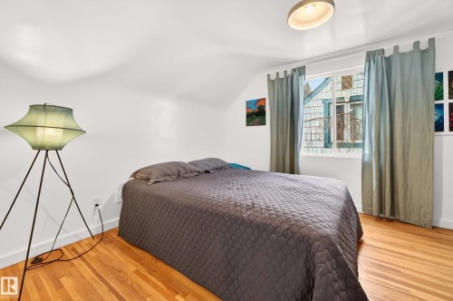 6807 112A Street, Edmonton, AB - Indoor Photo Showing Bedroom