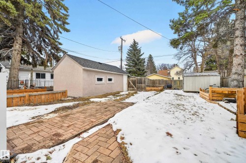6807 112A Street, Edmonton, AB - Outdoor