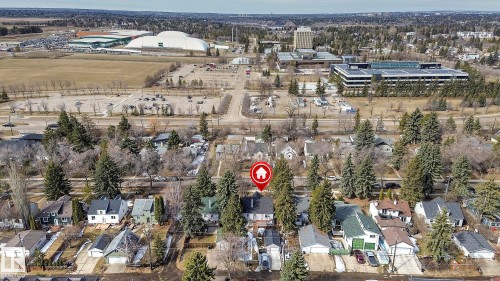 6807 112A Street, Edmonton, AB - Outdoor With View