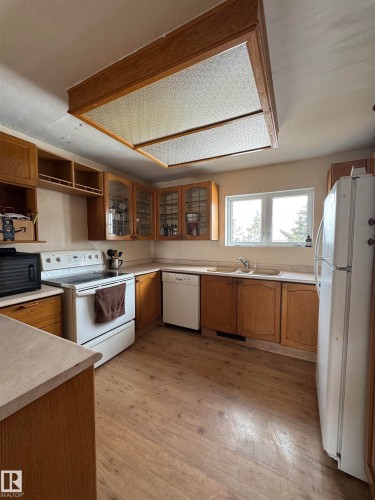 48506 Rr 150, Rural Beaver County, AB - Indoor Photo Showing Kitchen