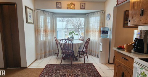 11035 166 Avenue, Edmonton, AB - Indoor Photo Showing Other Room