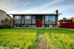 18412 92 Avenue  Edmonton, AB T5T 2R2