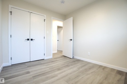 18412 92 Avenue, Edmonton, AB - Indoor Photo Showing Other Room
