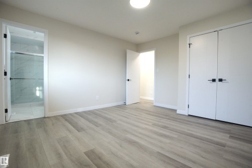 18412 92 Avenue, Edmonton, AB - Indoor Photo Showing Other Room