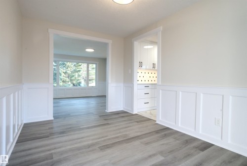 18412 92 Avenue, Edmonton, AB - Indoor Photo Showing Other Room