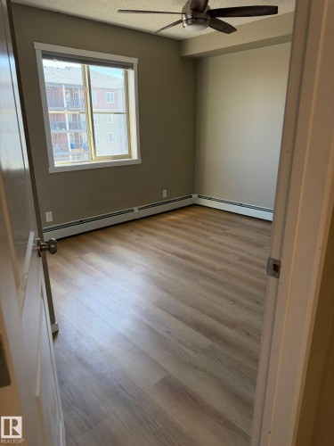 313 5390 Chappelle Rd, Edmonton, AB - Indoor Photo Showing Other Room