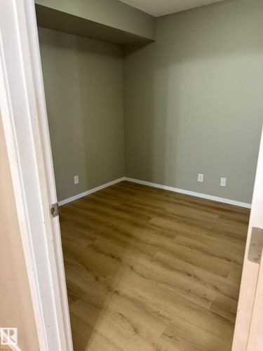 313 5390 Chappelle Rd, Edmonton, AB - Indoor Photo Showing Other Room
