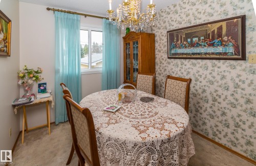 5915 115 Street, Edmonton, AB - Indoor Photo Showing Dining Room