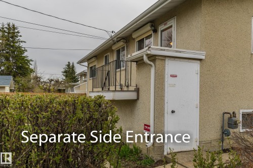 5915 115 Street, Edmonton, AB - Outdoor