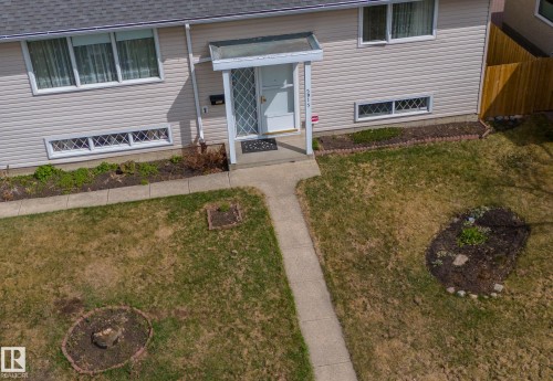 5915 115 Street, Edmonton, AB - Outdoor