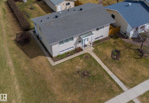 5915 115 Street, Edmonton, AB - Outdoor