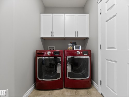 1473 Wates Link, Edmonton, AB - Indoor Photo Showing Laundry Room