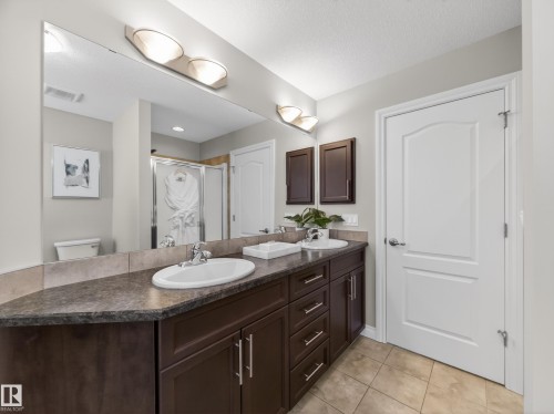 1473 Wates Link, Edmonton, AB - Indoor Photo Showing Bathroom