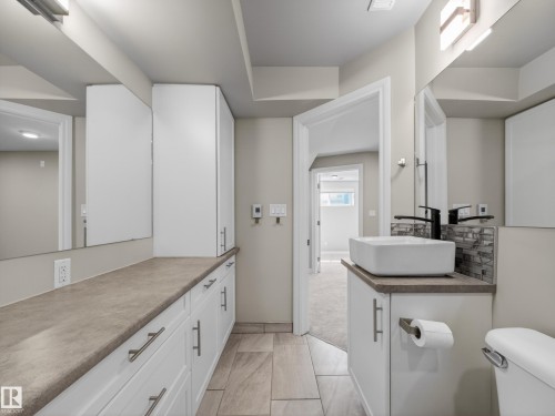 1473 Wates Link, Edmonton, AB - Indoor