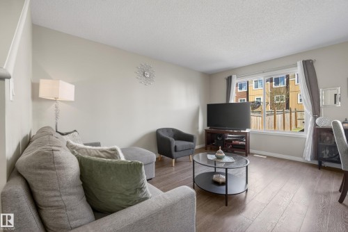 757 Eagleson Crescent, Edmonton, AB 