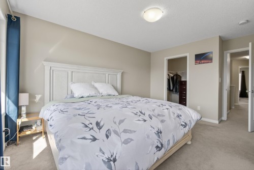 757 Eagleson Crescent, Edmonton, AB 