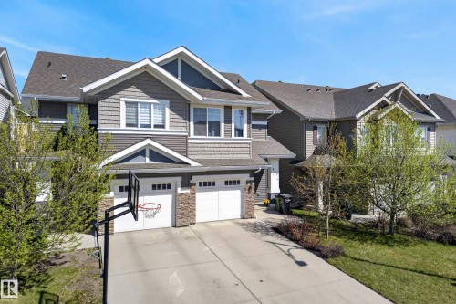 757 Eagleson Crescent, Edmonton, AB 